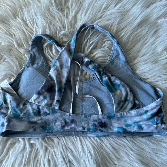 Lululemon Light Support Nulu Yoga Bra blue floral ladies size‎ 12 - Picture 2 of 7